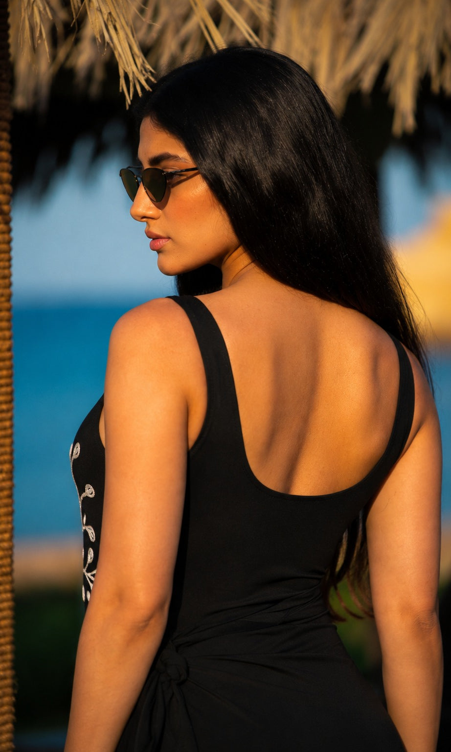 Noir Bloom - Loomaswim.com